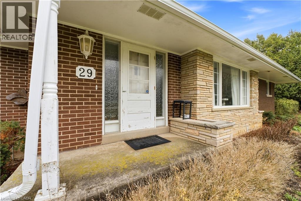 29 BRANCHTON Road - 8