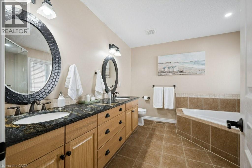 366 TOWNSEND Drive - 26