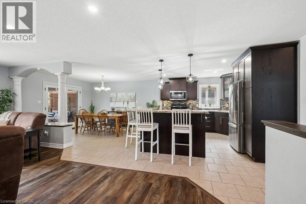 366 TOWNSEND Drive - 9