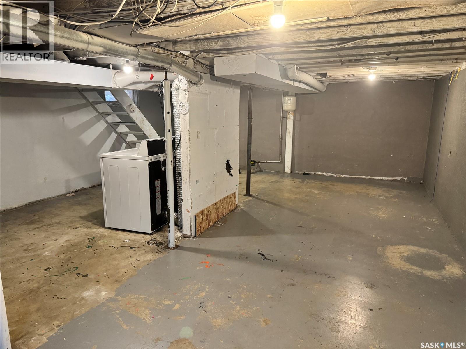 318 H AVENUE S - 22