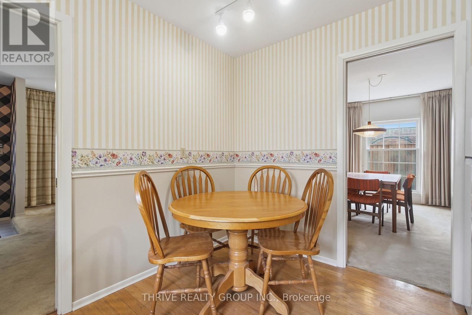 33 BENSON CRESCENT - 21