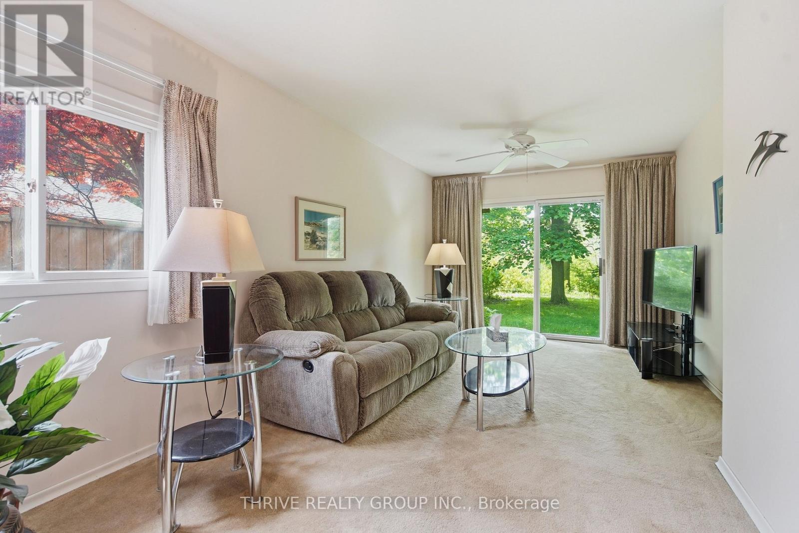 33 BENSON CRESCENT - 24