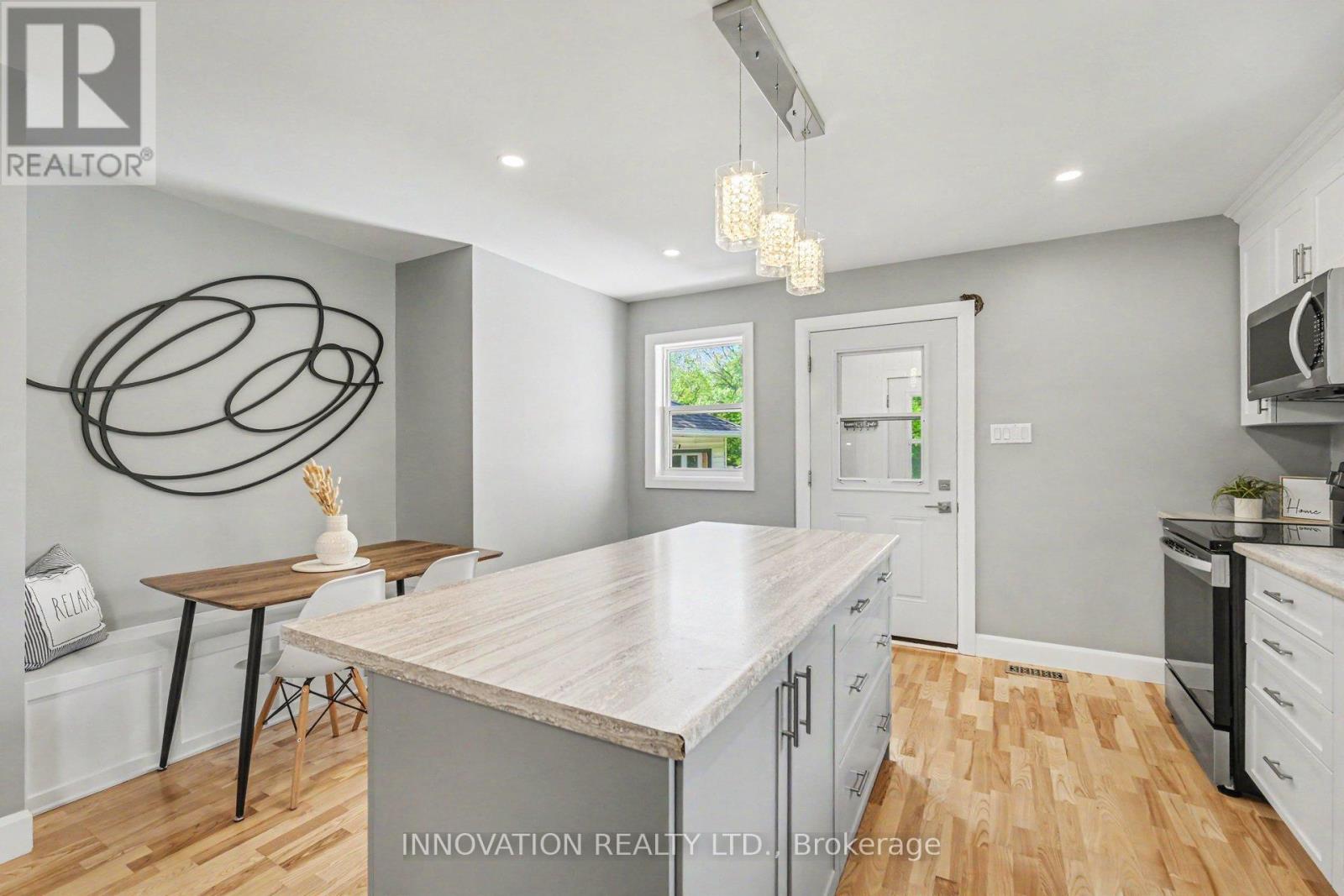 6563 PRINCE OF WALES DRIVE - 10