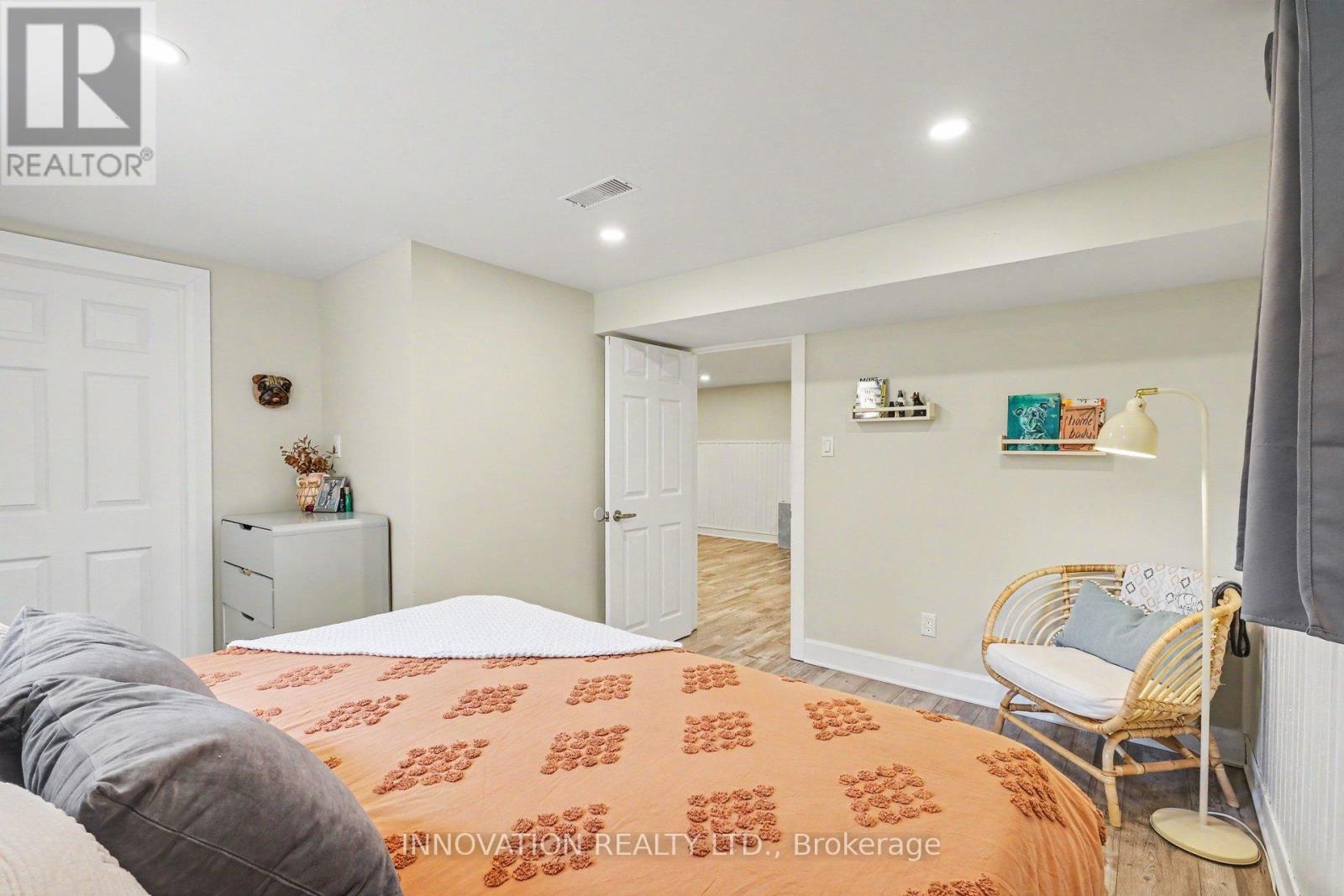 6563 PRINCE OF WALES DRIVE - 19