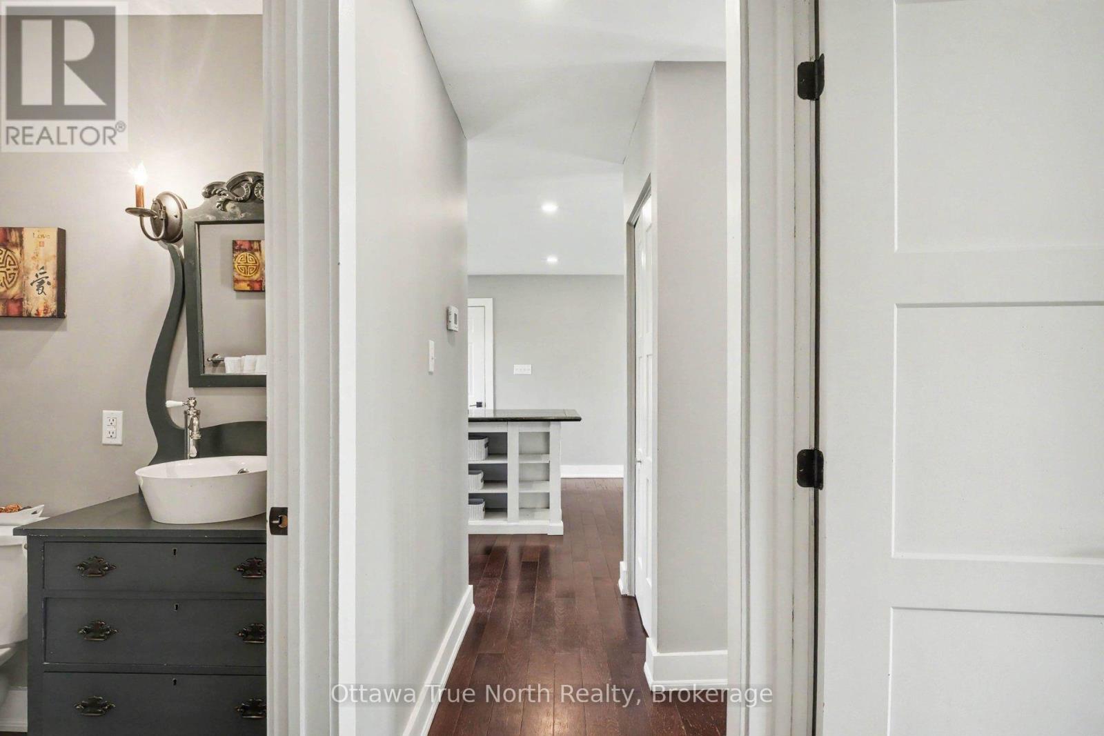 541 MCLACHLAN ROAD - 13