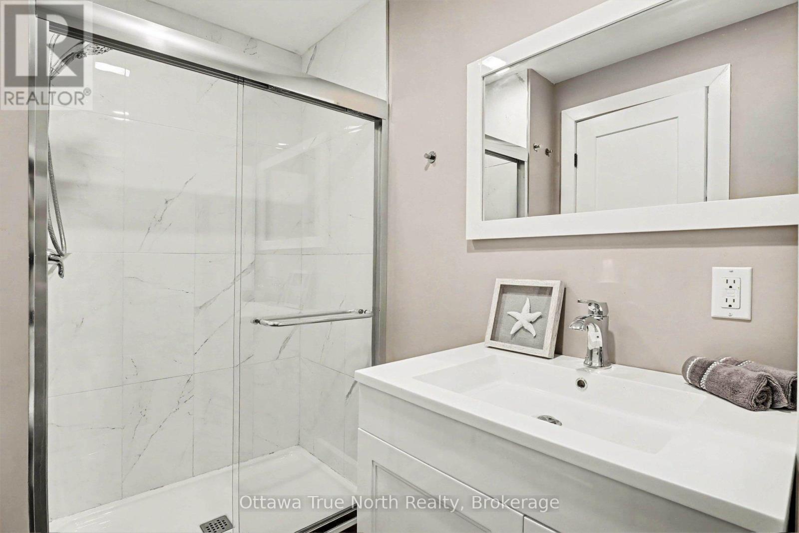 541 MCLACHLAN ROAD - 17
