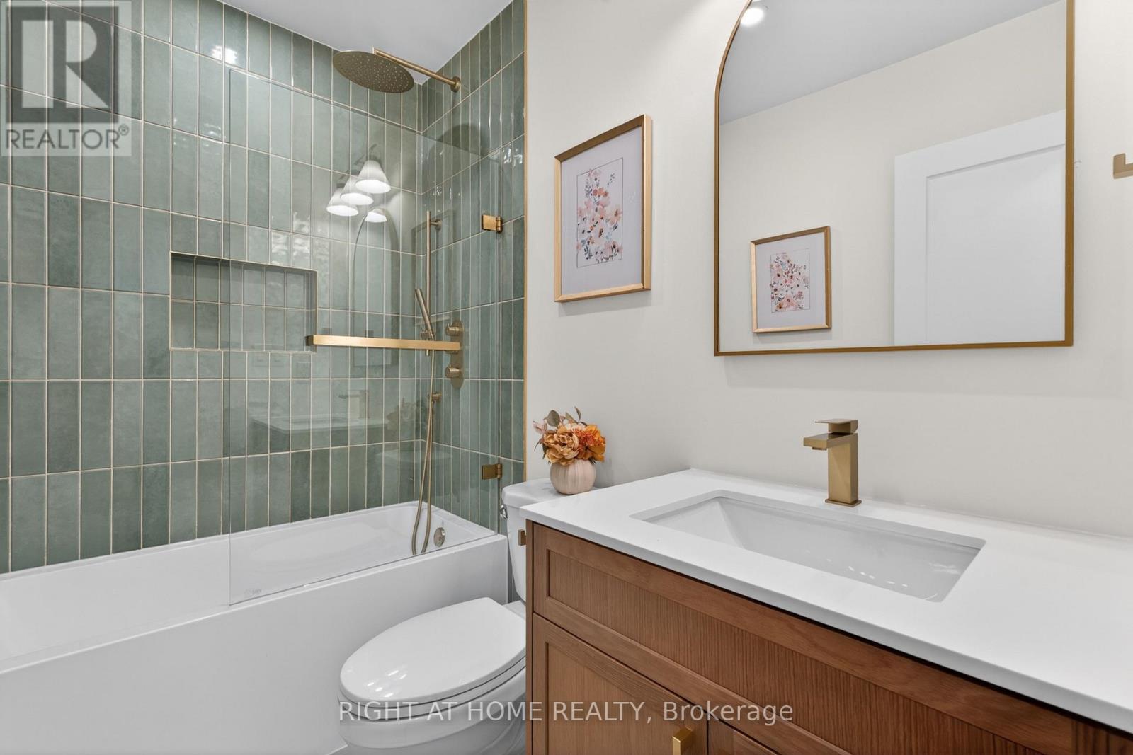 27 BELLHAVEN ROAD - 21