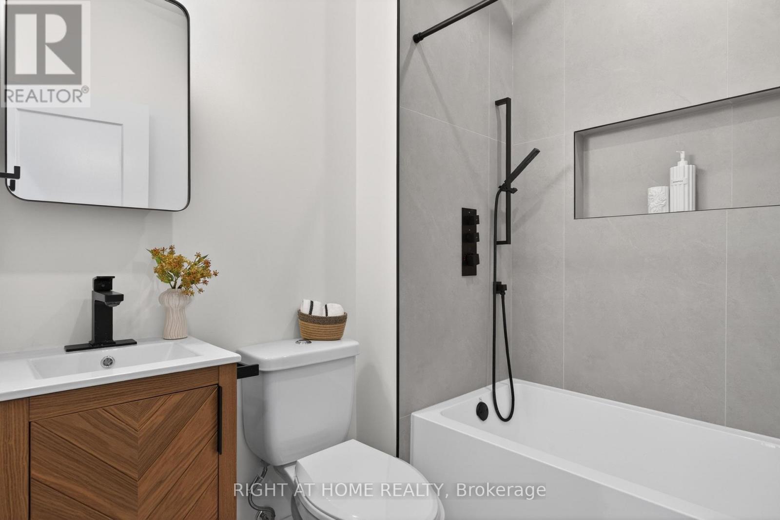27 BELLHAVEN ROAD - 27