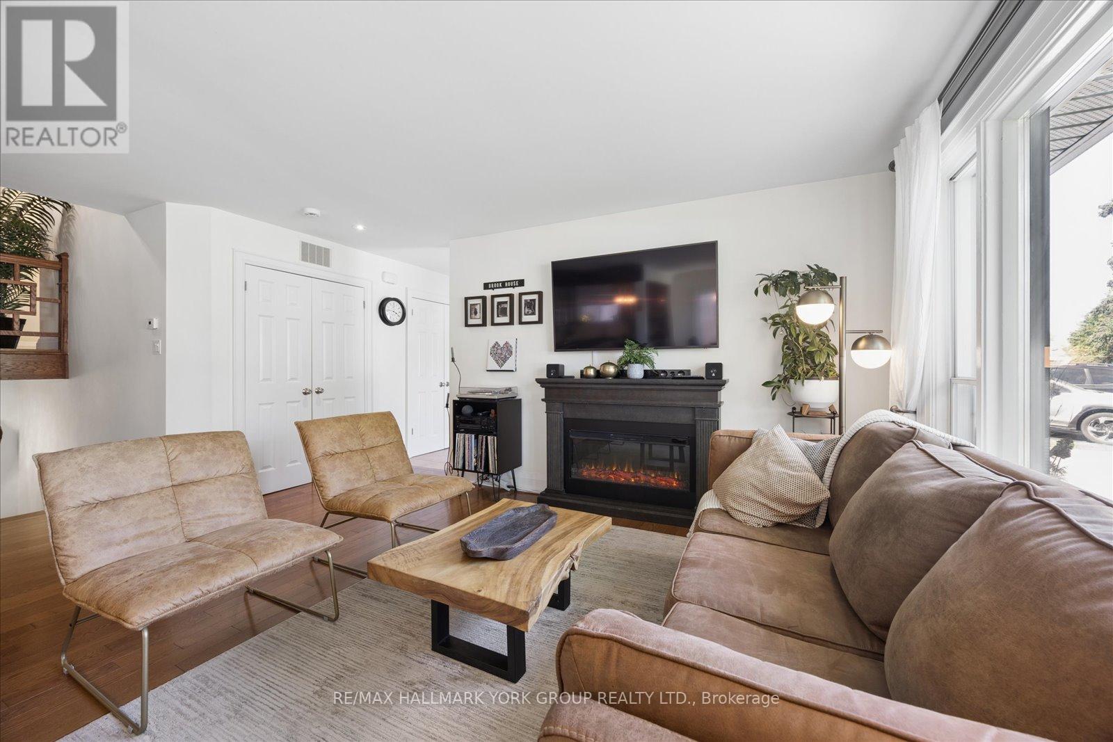 45 FOREHT CRESCENT - 12