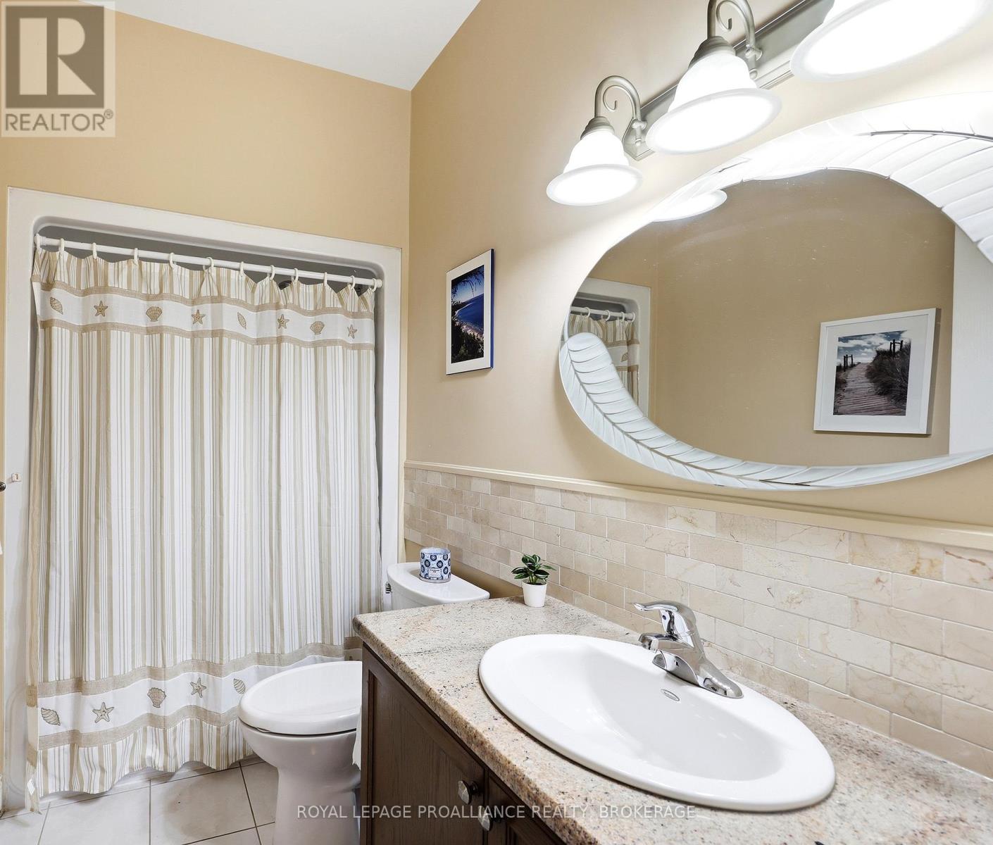 730 AMARYLLIS STREET - 22