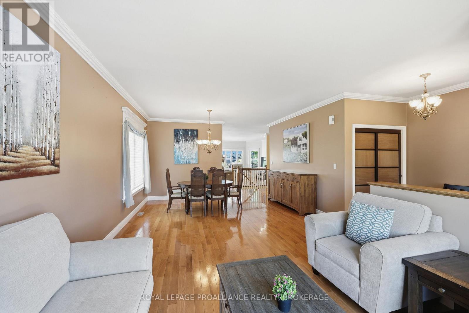 730 AMARYLLIS STREET - 5