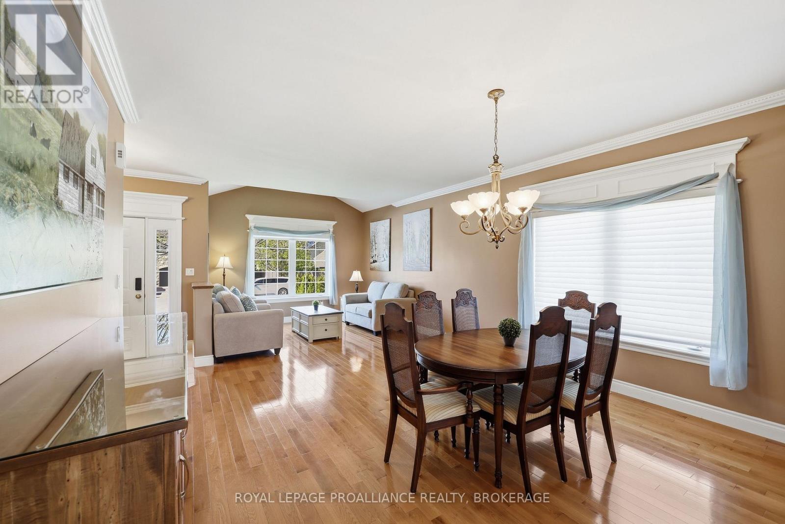 730 AMARYLLIS STREET - 7