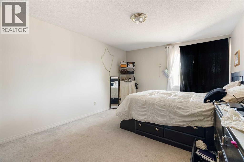 9 Clearwater Crescent, Fort McMurray