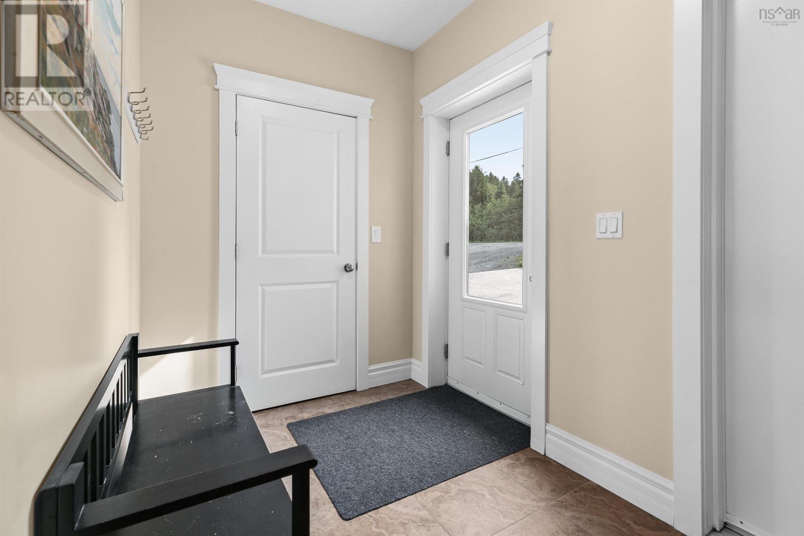 216 Hebb Point Road - 16