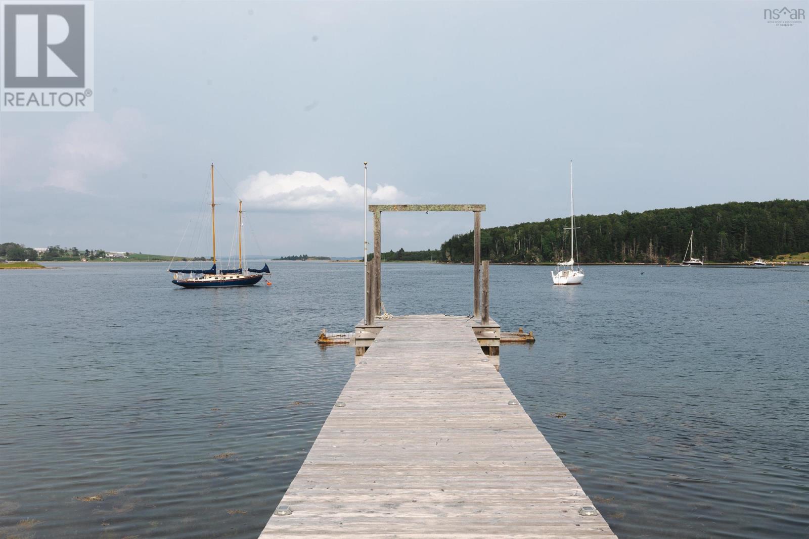 216 Hebb Point Road - 2