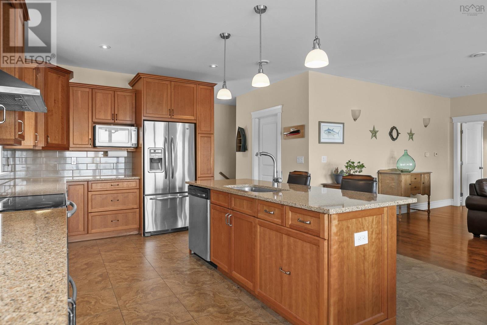216 Hebb Point Road - 21