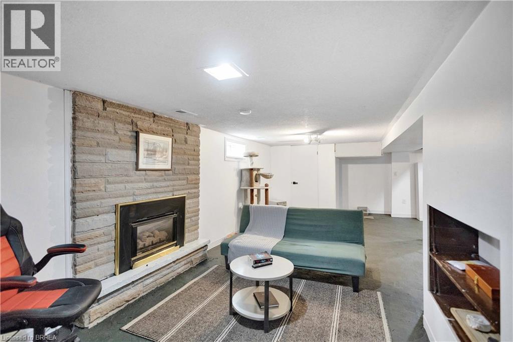 29 ALEXANDER Street - 30
