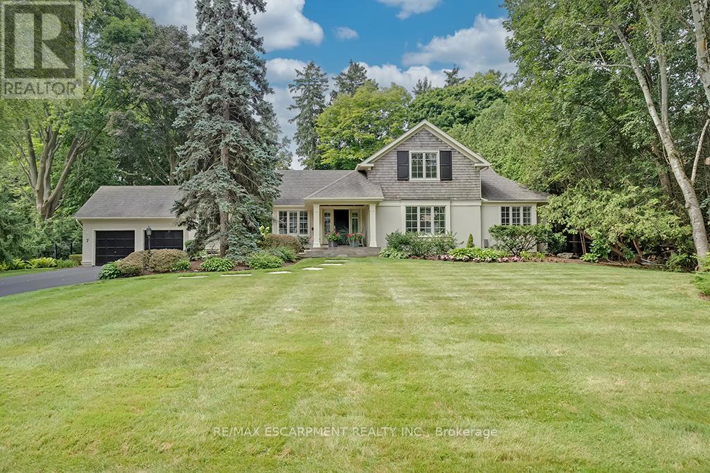 7 COLONIAL CRESCENT - Image 3