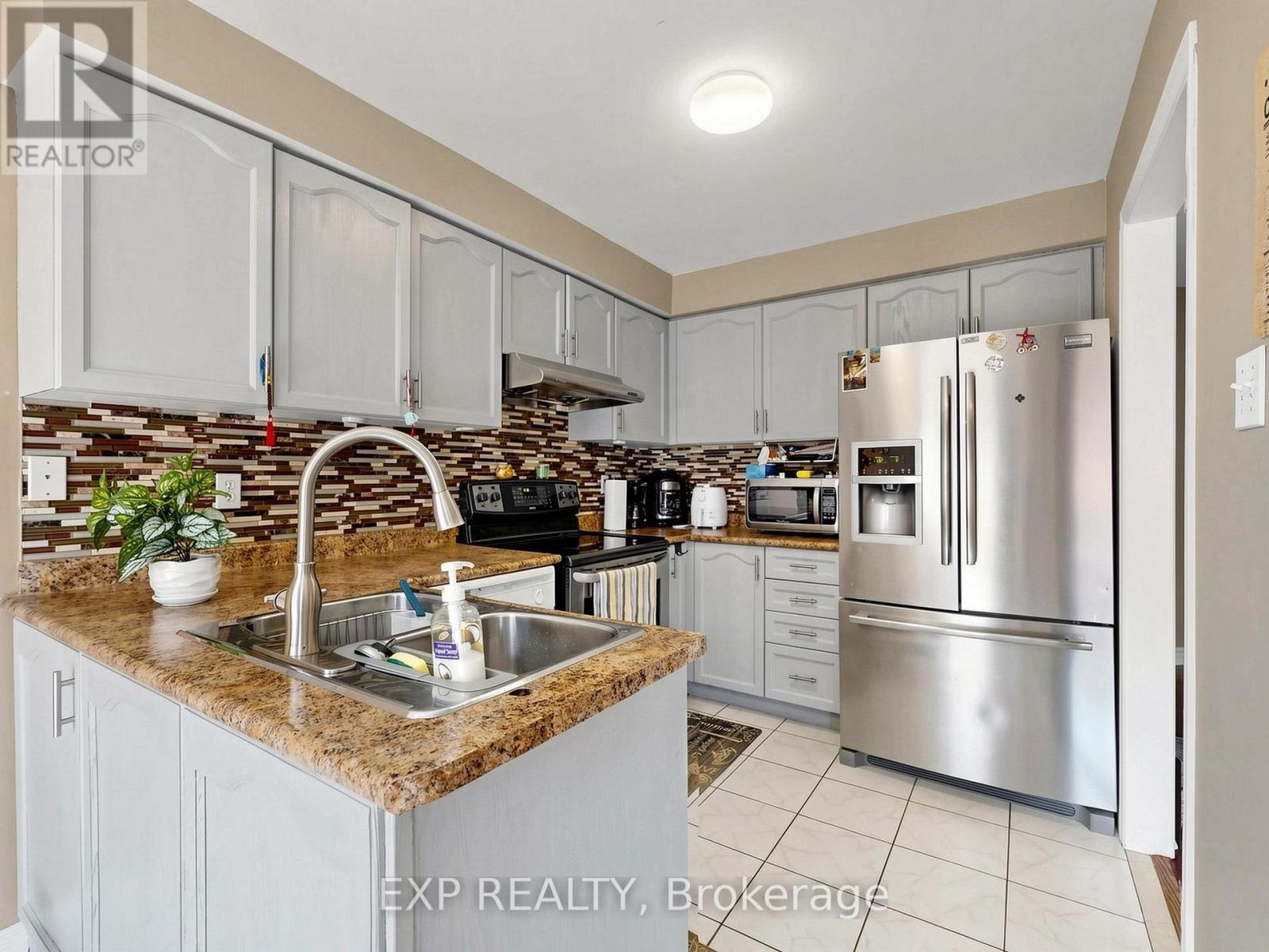 41 BRAMFIELD STREET - 14
