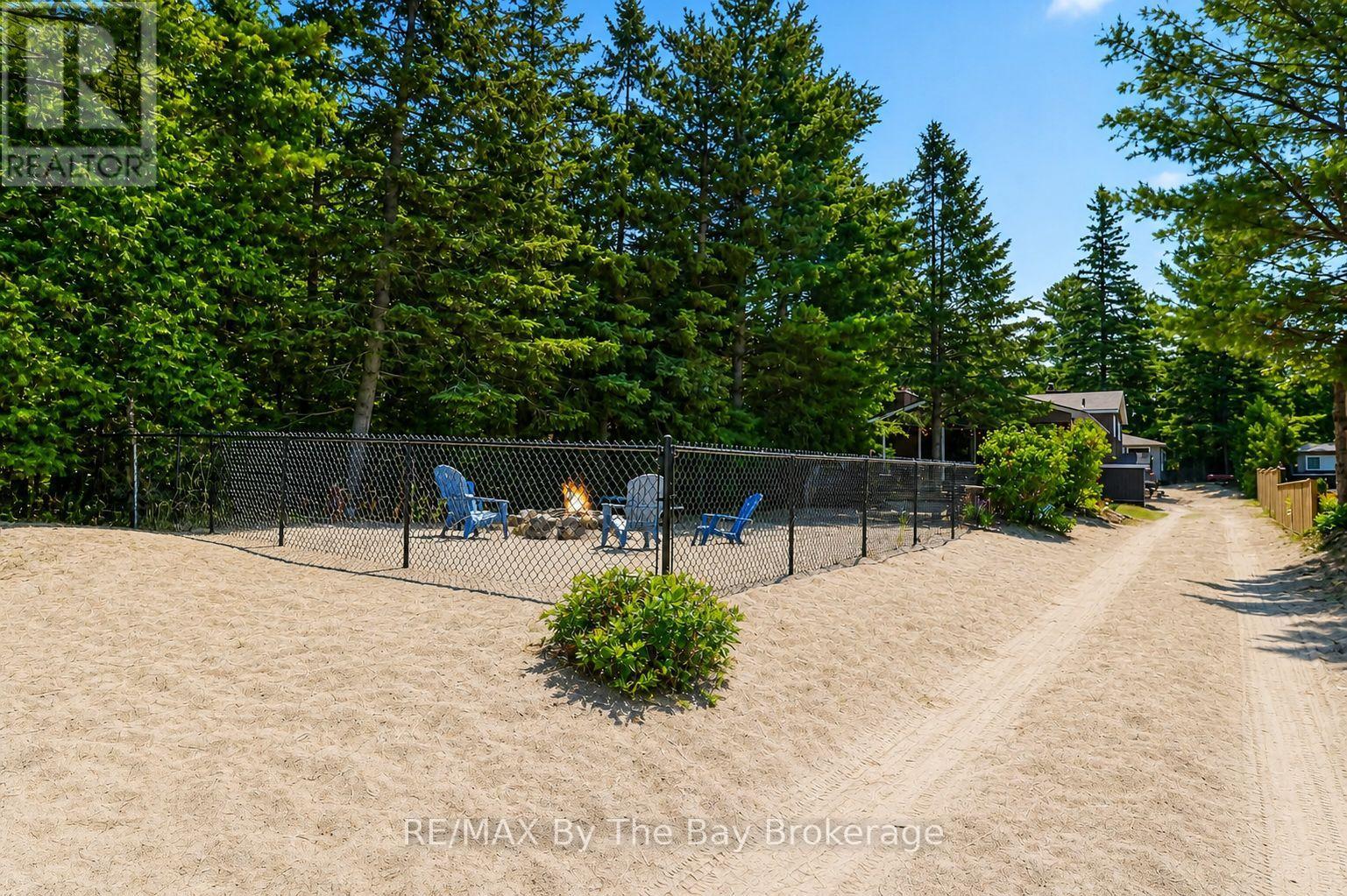 342 COASTLINE DRIVE - 26