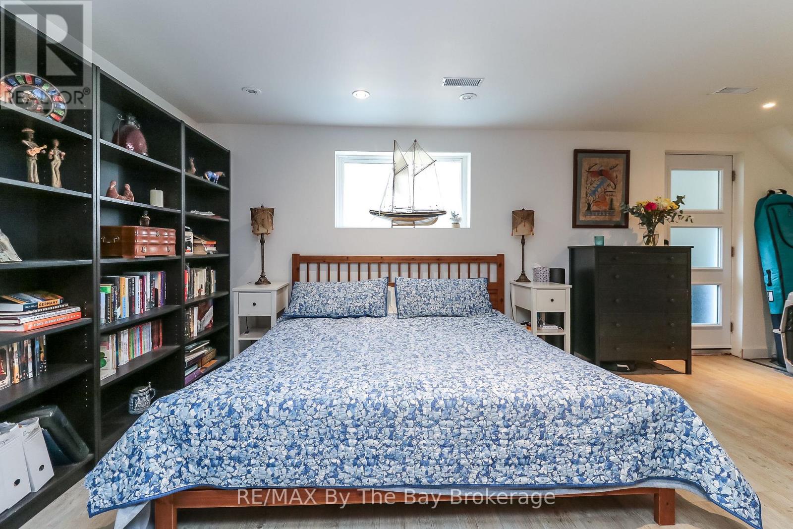 342 COASTLINE DRIVE - 30