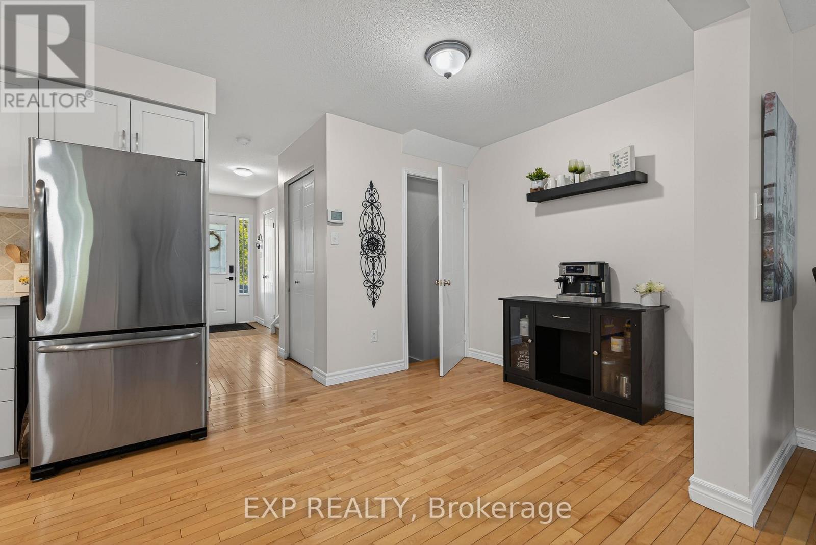 475 ANNAPOLIS COURT - 10