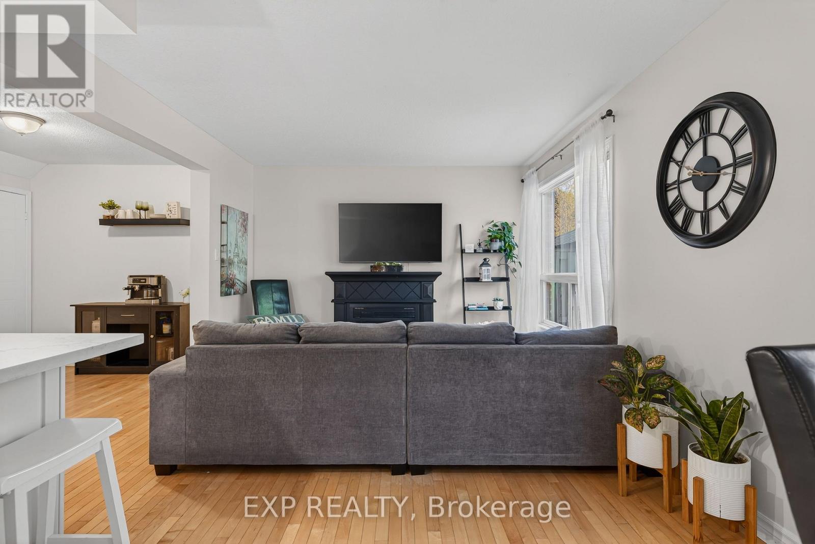 475 ANNAPOLIS COURT - 16