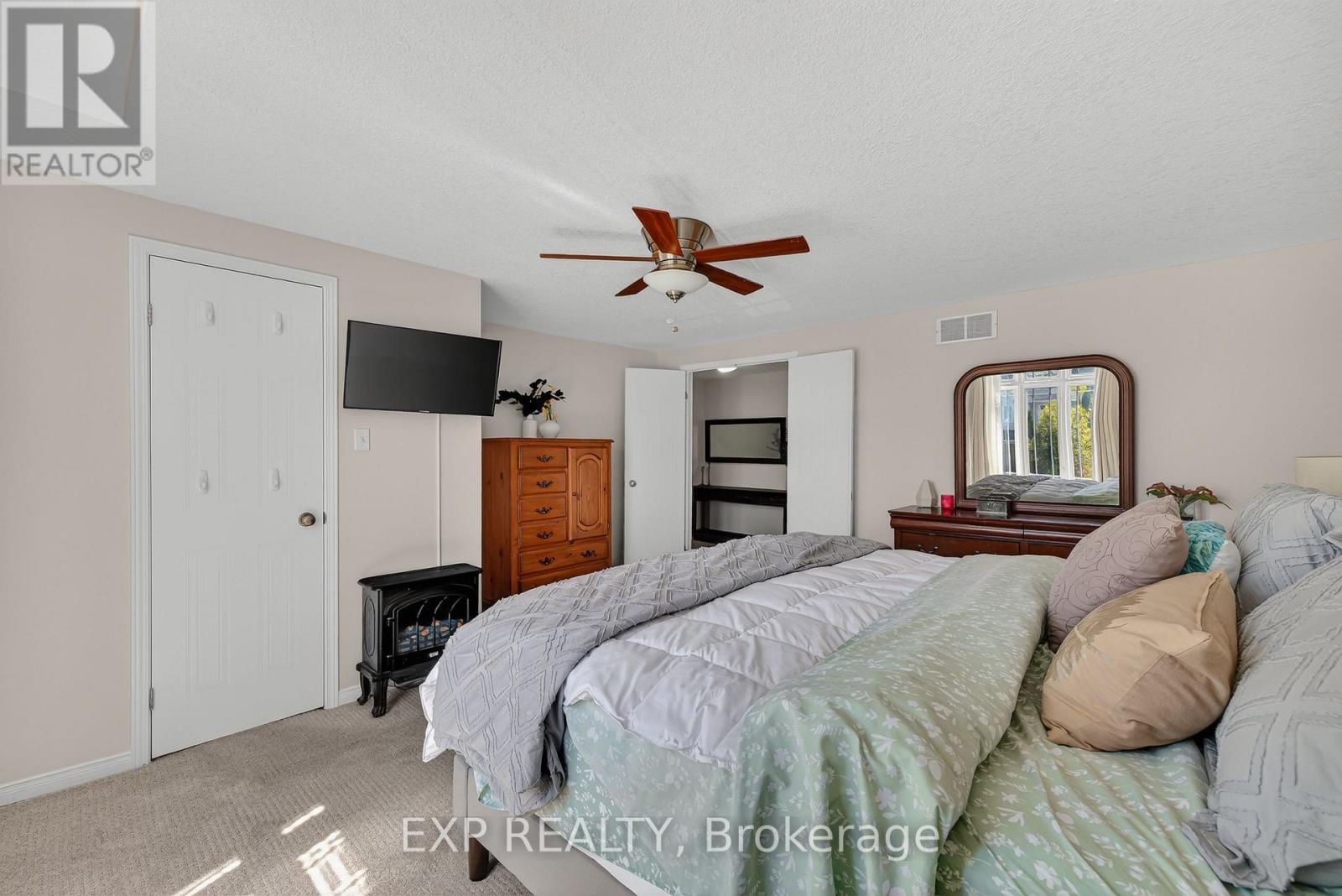 475 ANNAPOLIS COURT - 22
