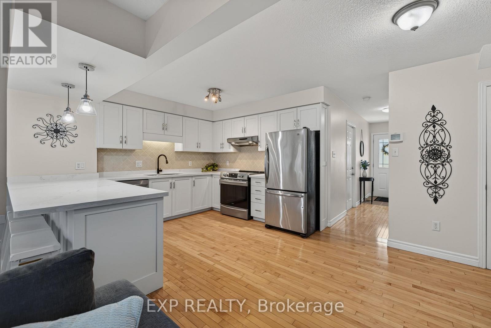 475 ANNAPOLIS COURT - 5