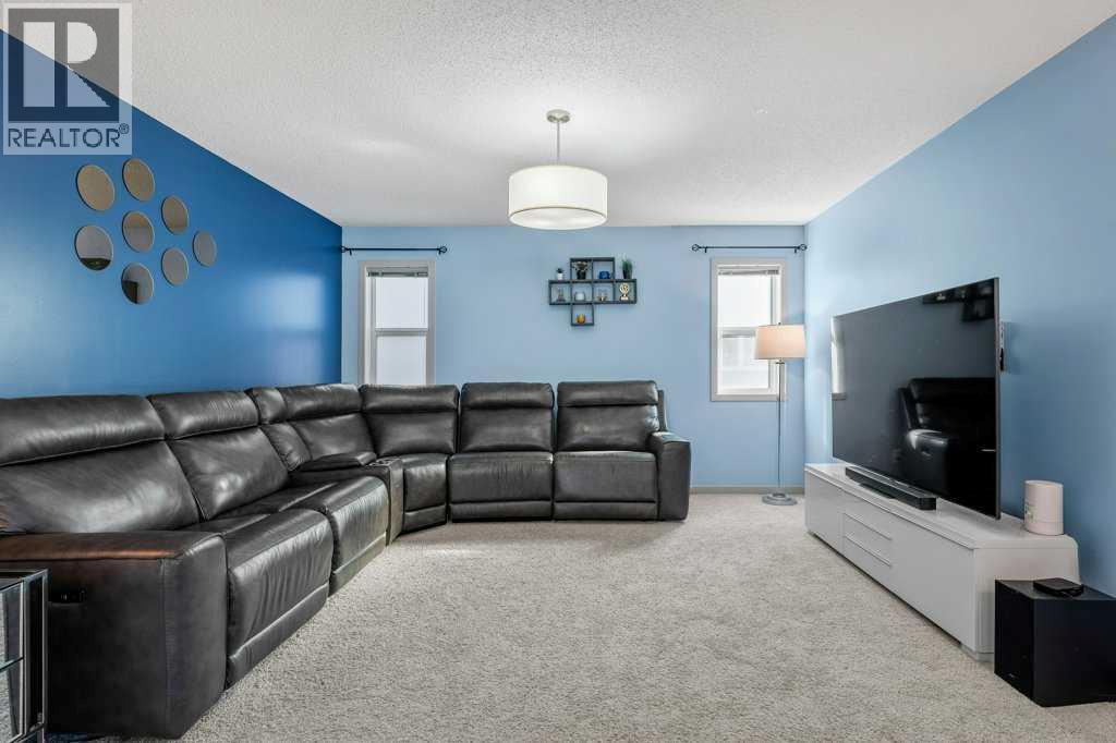 94 Copperpond Street SE - 18