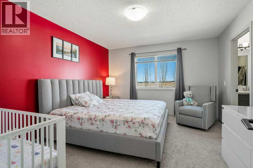 94 Copperpond Street SE - 19