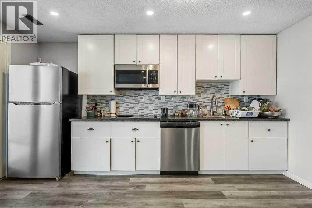 94 Copperpond Street SE - 34