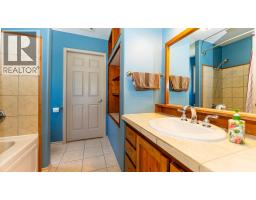 3pc Bathroom - 93 Old Sicamous Road, Grindrod, BC V0E1Y0 Photo 8