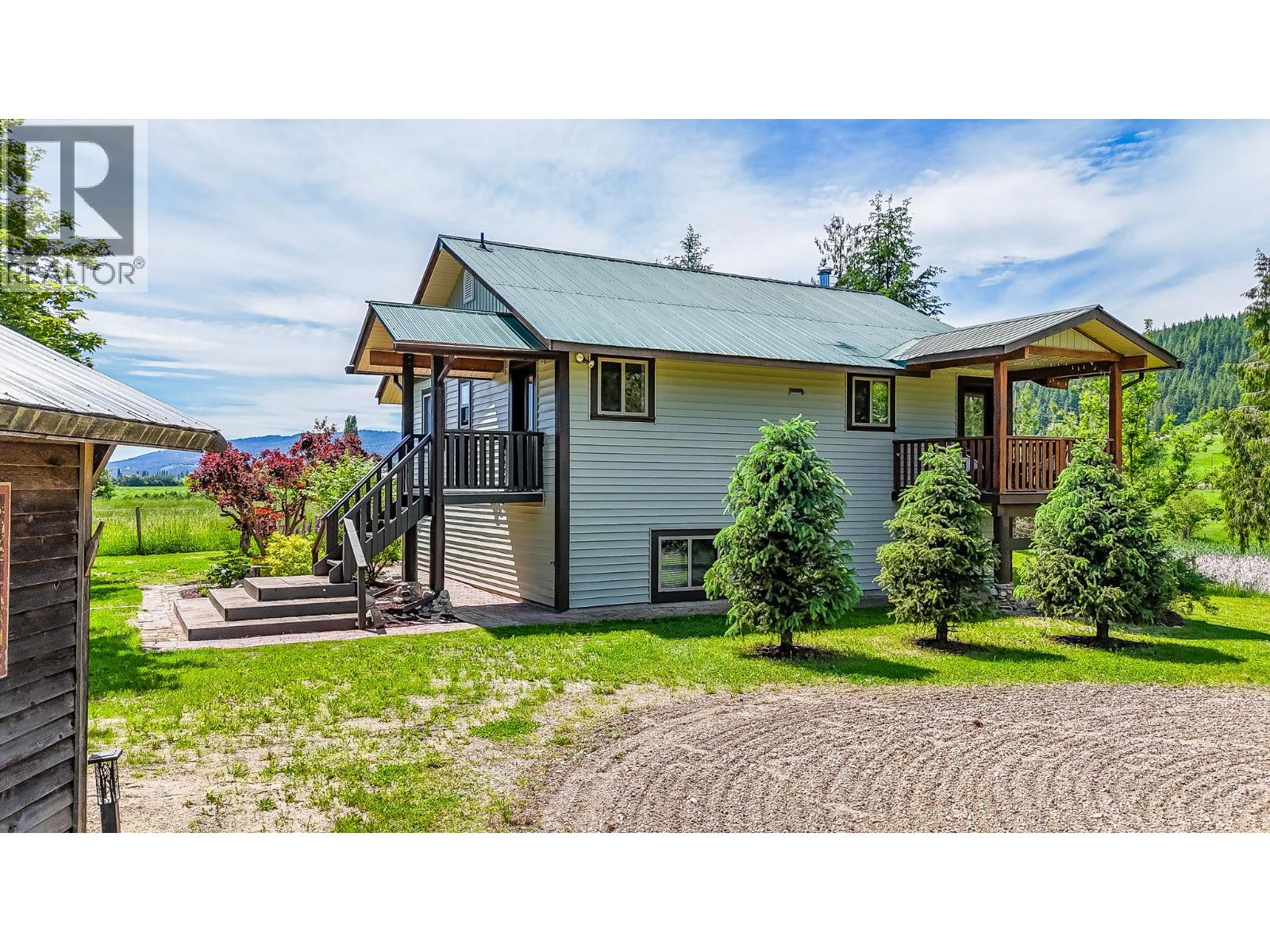 93 Old Sicamous Road - 3