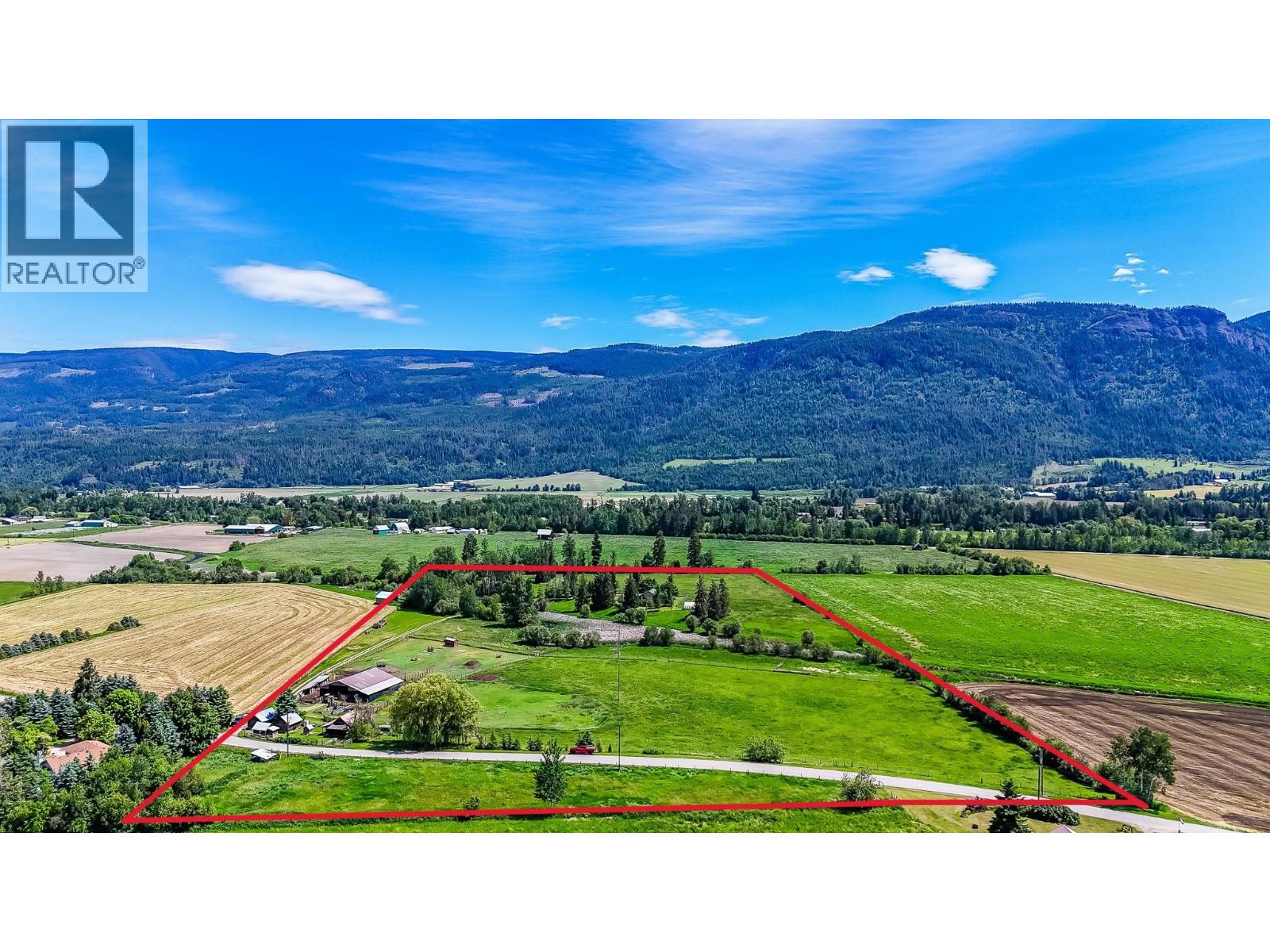 93 Old Sicamous Road - 1