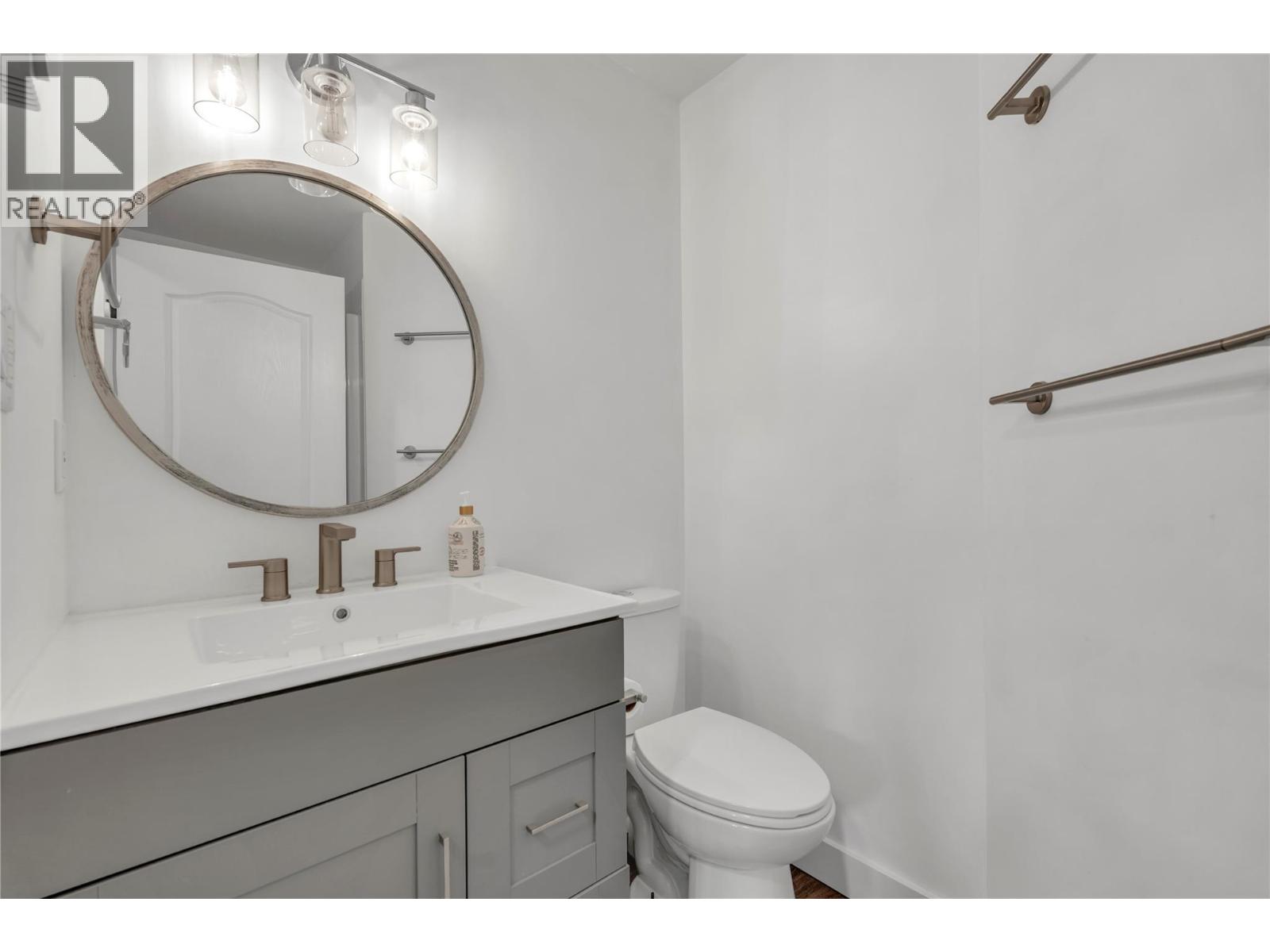 106 3145 WILSON Street, Penticton