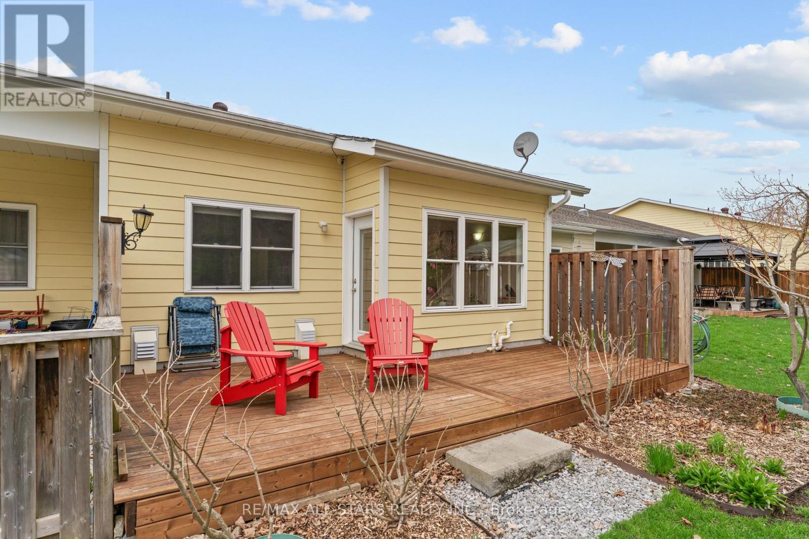 22 DEANE STREET - 32