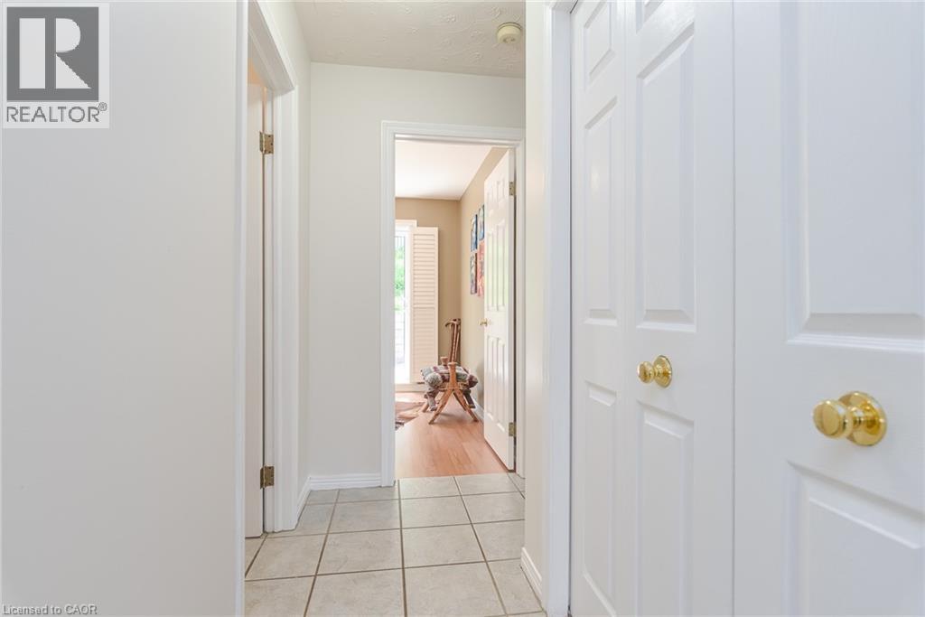 82 OLD HURON Court - 21