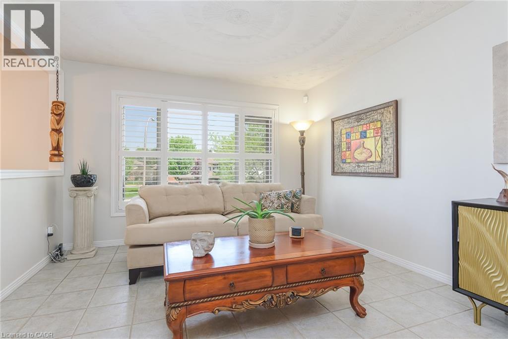 82 OLD HURON Court - 7