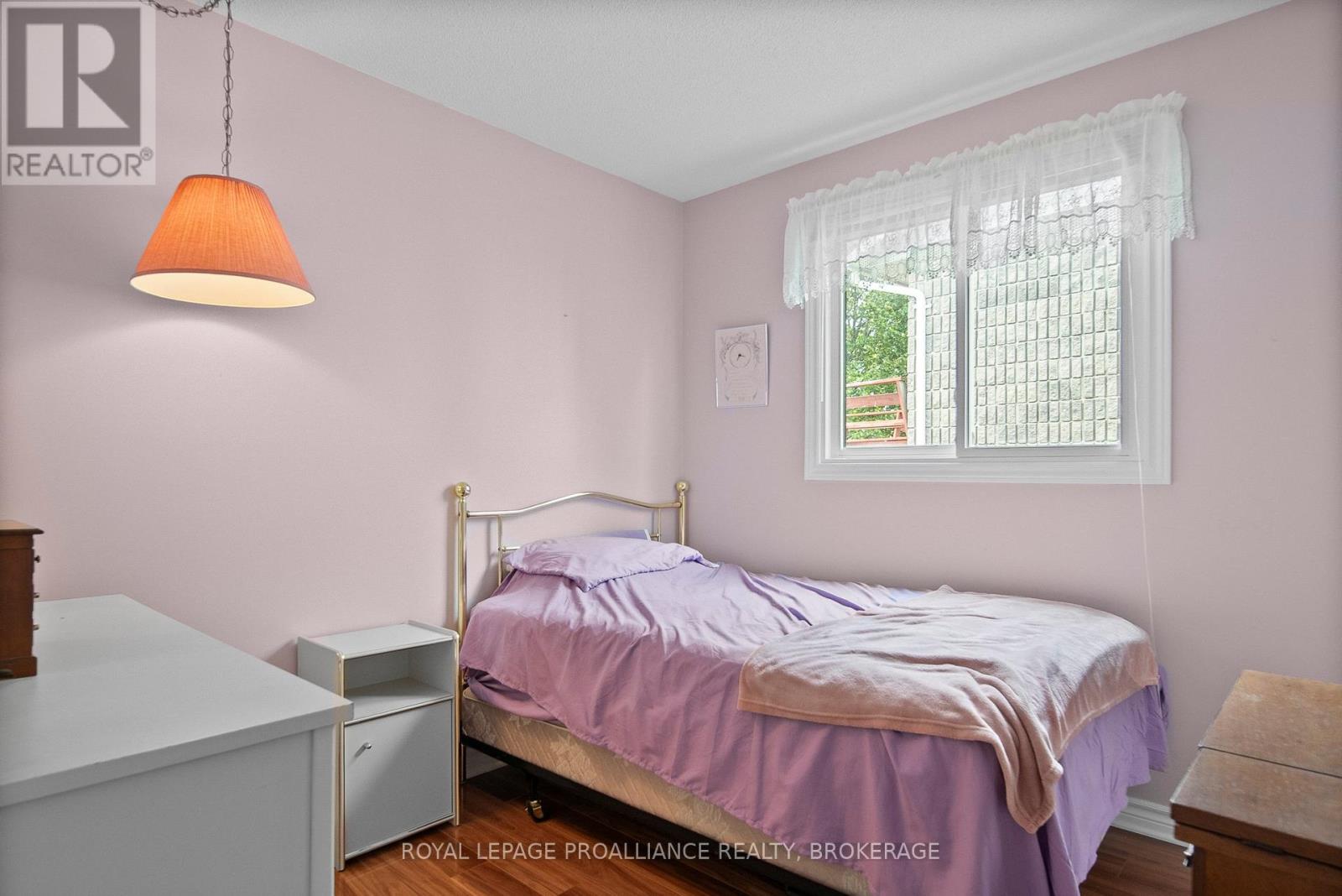 952 KENSHAW STREET - 19