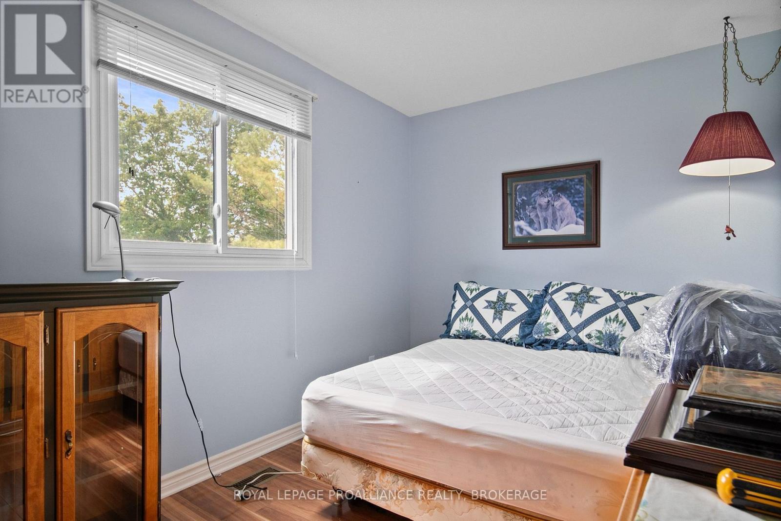 952 KENSHAW STREET - 24
