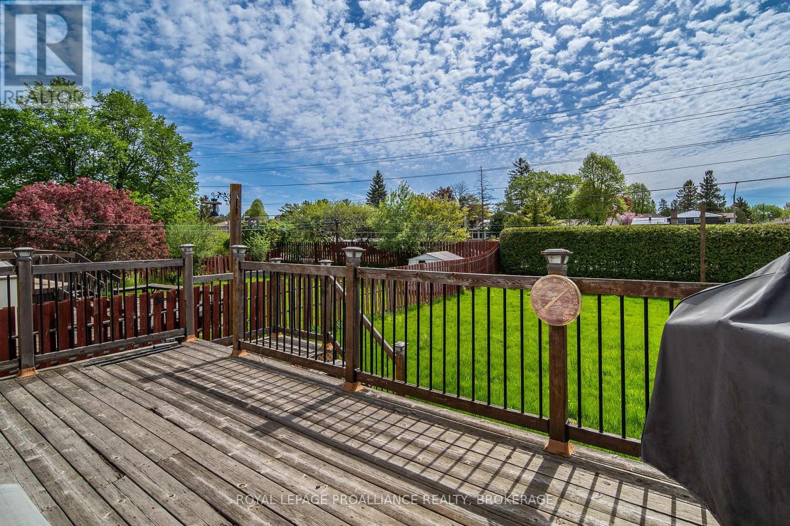 952 KENSHAW STREET - 41