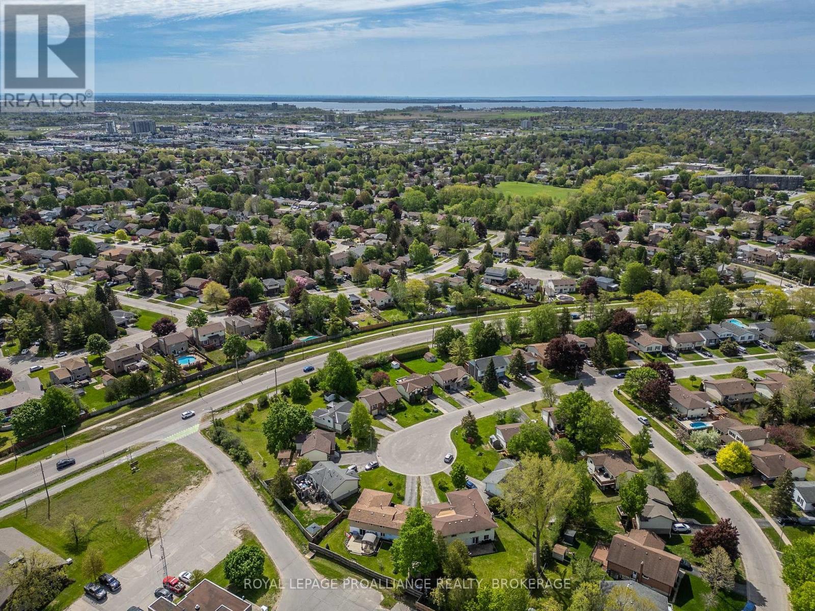 952 KENSHAW STREET - 48