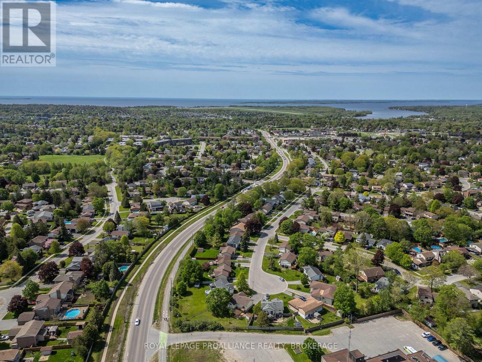 952 KENSHAW STREET - 49