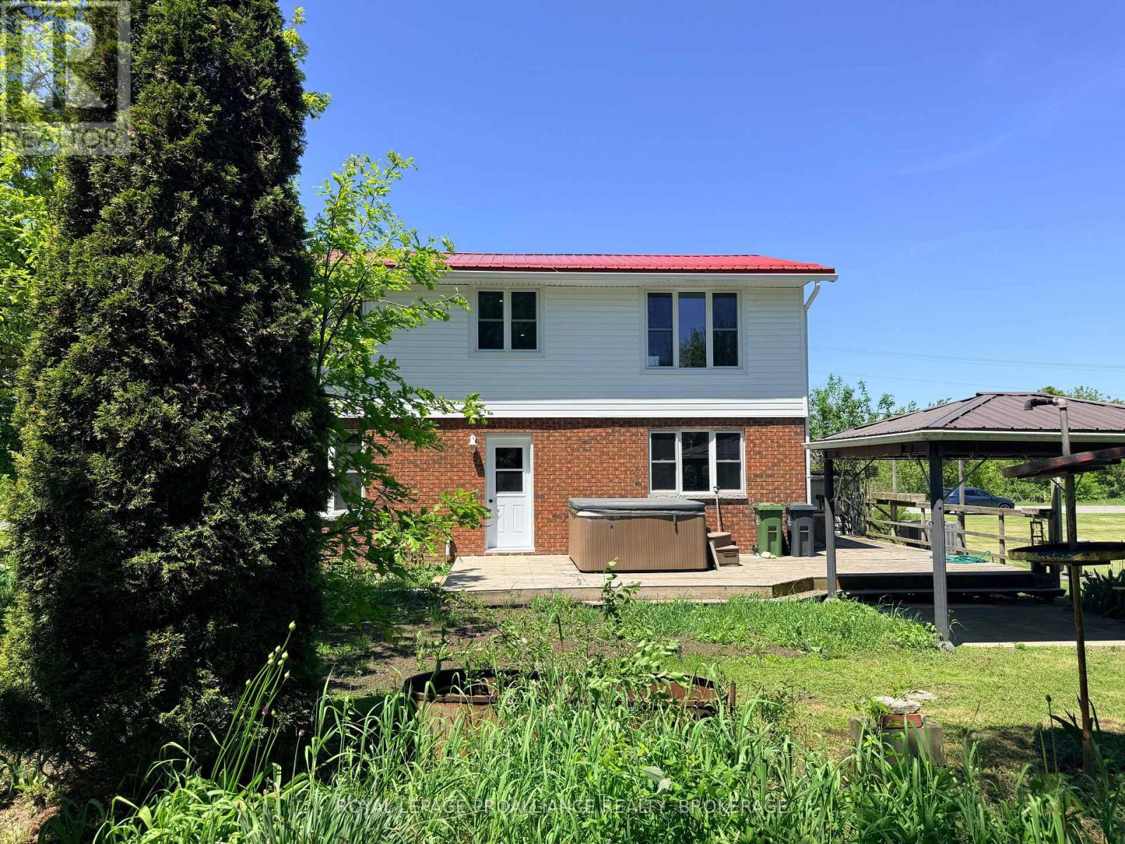 2503 6TH CONCESSION - 42