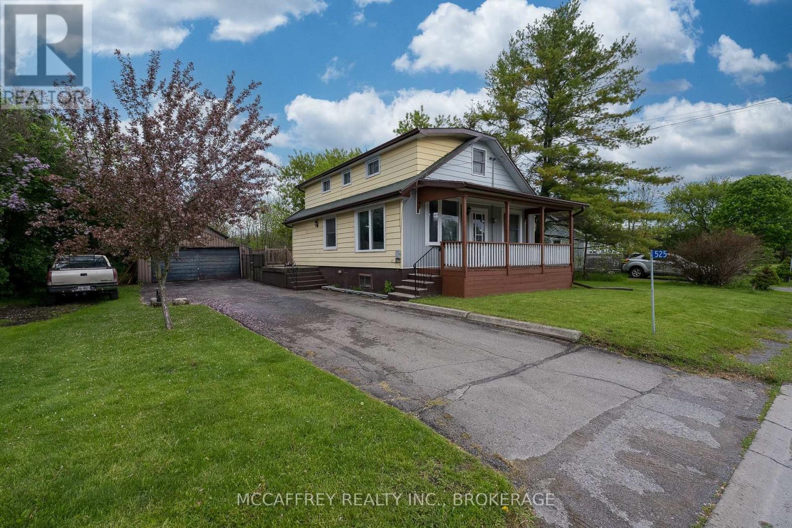 525 CANNIFTON ROAD N - 1