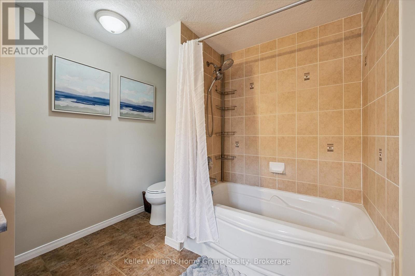 27 DAVIS STREET - 26