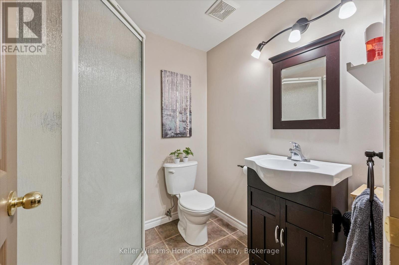 27 DAVIS STREET - 32