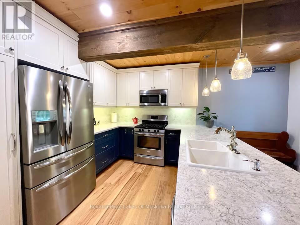 886 MUSKOKA 10 ROAD - 16