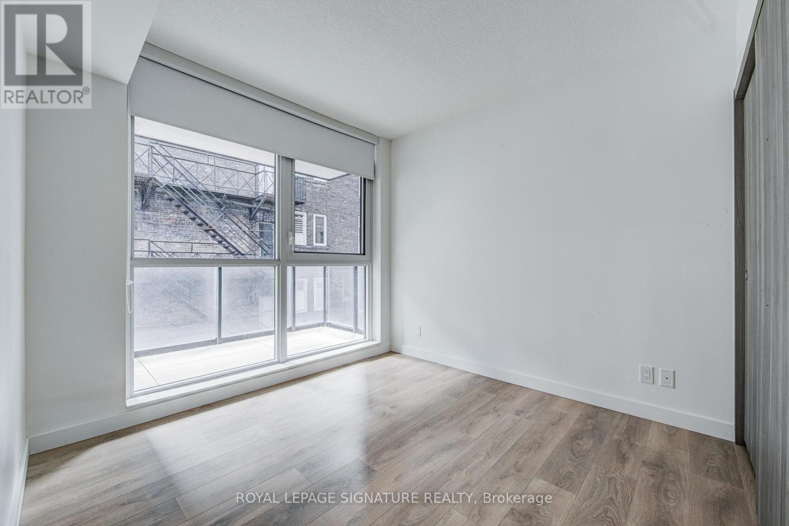 #706 38 WIDMER STREET - 16